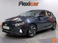 Usado Hyundai i20 101 CV (74 kW) 2023 Gris Utilitario