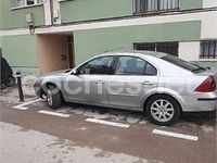 Usado Ford Mondeo Ghia 130 CV (95 kW) 2003 Gris / plata Berlina