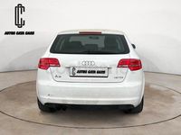 Usado Audi A3 Attraction 105 CV (77 kW) 2009 Blanco Utilitario