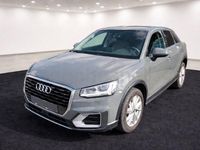 Usado Audi Q2 Design 116 CV (85 kW) 2018 Gris / plata SUV