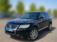 Usado VW Touareg 225 CV (165 kW) 2008 Negro SUV