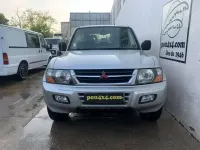 Usado Mitsubishi Montero 160 CV (117 kW) 2003 Plateado SUV