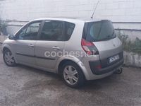Usado Renault Scénic II 105 CV (77 kW) 2006 Gris / plata Monovolumen