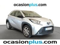 Usado Toyota Aygo X Play 72 CV (52 kW) 2024 Gris SUV