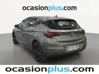 Usado Opel Astra Ultimate 145 CV (106 kW) 2021 Gris / plata Berlina