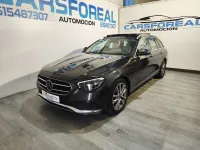 Usado Mercedes E220 194 CV (142 kW) 2022 Negro Familiar