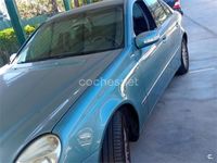 Usado Mercedes E240 Elegance 170 CV (125 kW) 2003 Verde Berlina