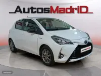 Usado Toyota Yaris Hybrid Active 100 CV (73 kW) 2019 Blanco Berlina