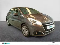 Usado Peugeot 208 Signature Sky 82 CV (60 kW) 2019 Gris Utilitario
