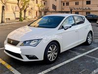 Usado Seat Leon Ecomotive 105 CV (77 kW) 2014 Blanco Berlina