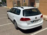 Usado VW Passat 105 CV (77 kW) 2012 Blanco Familiar