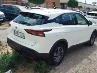 Usado Nissan Qashqai Acenta 140 CV (102 kW) 2022 Blanco SUV