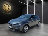 Usado Seat Leon Style 130 CV (95 kW) 2023 Gris