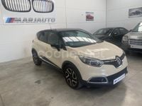 Usado Renault Captur Zen 90 CV (66 kW) 2016 Beige SUV