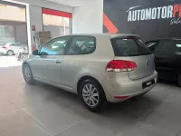 Usado VW Golf VI Advance 110 CV (80 kW) 2009 Gris / plata Berlina