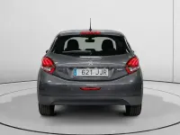 Usado Peugeot 208 Allure 100 CV (73 kW) 2015 Gris / plata Utilitario