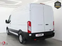 Usado Ford Transit 131 CV (96 kW) 2022 Blanco Van