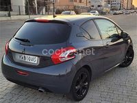 Usado Peugeot 208 Allure 92 CV (67 kW) 2012 Gris / plata Utilitario