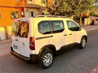 Usado Peugeot Rifter Access 75 CV (55 kW) 2019 Blanco Monovolumen