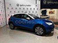 Usado Seat Arona Xperience 110 CV (80 kW) 2023 Azul SUV