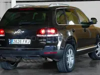 Usado VW Touareg 225 CV (165 kW) 2007 Negro SUV