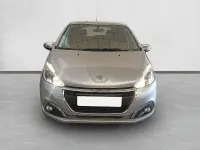 Usado Peugeot 208 Signature Sky 82 CV (60 kW) 2018 Gris / plata Utilitario