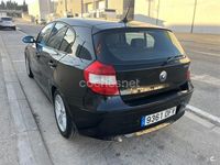 Usado BMW 118 122 CV (89 kW) 2005 Negro Utilitario