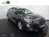 Usado Ford Focus Trend 100 CV (73 kW) 2019 Gris Familiar