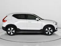 Usado Volvo XC40 Core 211 CV (155 kW) 2022 SUV