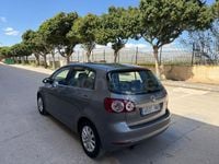 Usado VW Golf Plus Cross Advance 105 CV (77 kW) 2012 Gris / plata Monovolumen