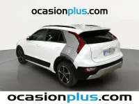 Usado Kia Niro 141 CV (103 kW) 2022 Blanco SUV