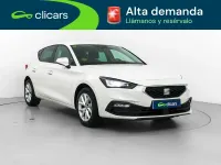 Usado Seat Leon Style 130 CV (95 kW) 2022 Blanco Berlina