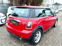 Usado Mini ONE 95 CV (69 kW) 2009 Rojo Utilitario