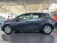 Usado Renault Clio Business 90 CV (66 kW) 2022 Gris Utilitario