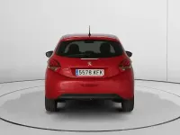 Usado Peugeot 208 Style 100 CV (73 kW) 2017 Rojo Utilitario