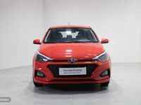 Usado Hyundai i20 75 CV (55 kW) 2018 Rojo