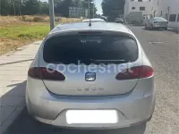Usado Seat Leon Reference 140 CV (102 kW) 2005 Gris / plata Utilitario