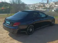 Usado Mercedes E220 194 CV (142 kW) 2019 Azul Berlina