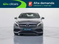 Usado Mercedes A180 122 CV (89 kW) 2017 Gris Utilitario