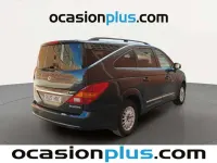Usado SsangYong Rodius 165 CV (121 kW) 2010 Negro Monovolumen
