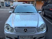 Usado Mercedes C200 Sport Edition 122 CV (89 kW) 2007 Gris / plata Berlina