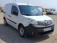 Usado Renault Kangoo 95 CV (69 kW) 2021 Blanco Monovolumen