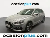 Usado Hyundai i30 110 CV (80 kW) 2021 Gris plata Utilitario