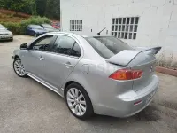Usado Mitsubishi Lancer Sportback Invite 140 CV (102 kW) 2008 Gris / plata Berlina