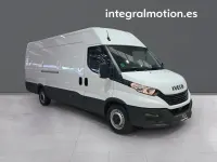 Usado Iveco Daily 156 CV (114 kW) 2023 Blanco Berlina