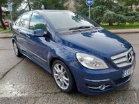 Usado Mercedes B200 140 CV (102 kW) 2008 Azul Monovolumen