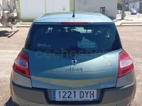 Usado Renault Mégane II Dynamique 110 CV (80 kW) 2006 Verde Berlina