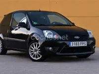 Usado Ford Fiesta Sport 100 CV (73 kW) 2007 Negro Utilitario