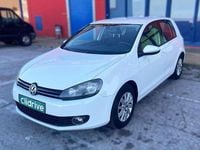 Usado VW Golf VII Advance 105 CV (77 kW) 2012 Blanco Familiar