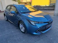 Usado Toyota Corolla Active 122 CV (89 kW) 2020 Azul Berlina